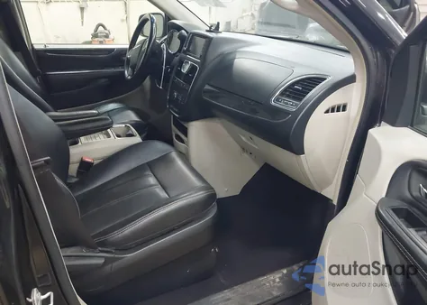 2015 Chrysler Town & Country Touring from USA, damaged, VIN 2C4RC1BG9FR673060